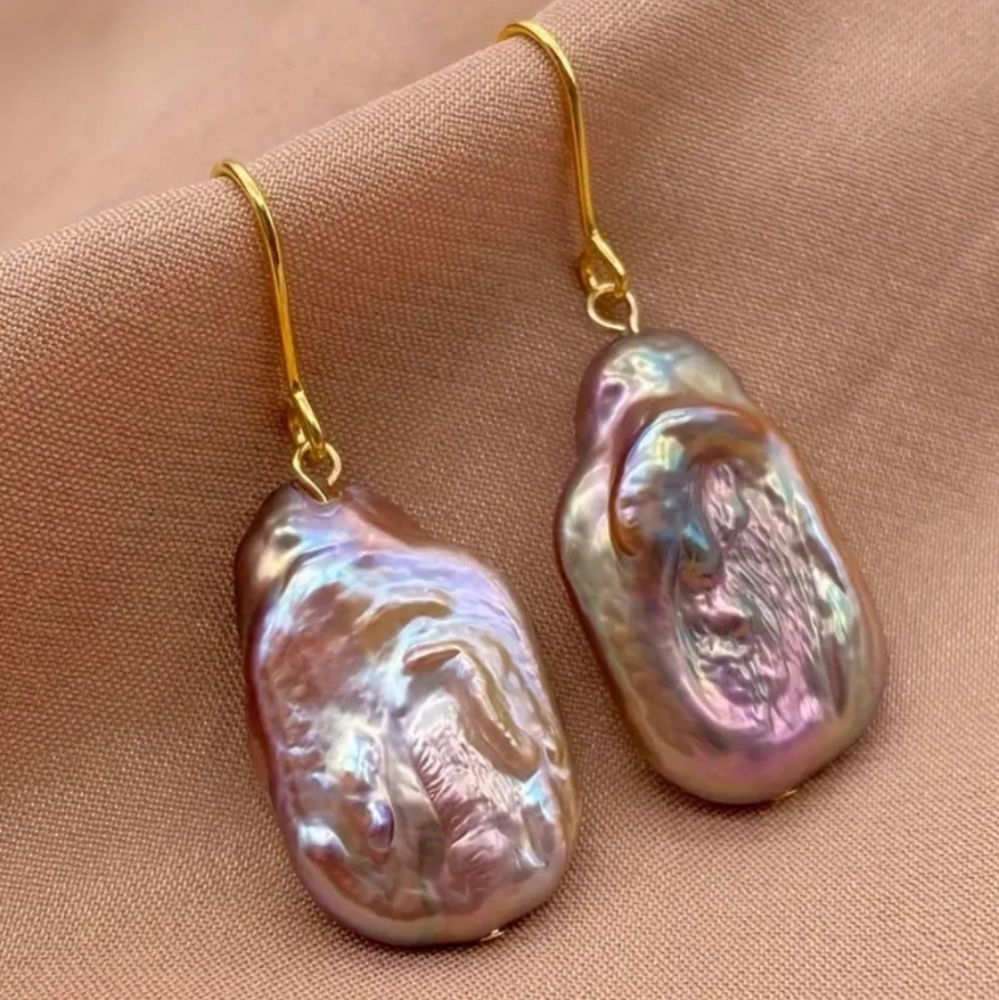 Vintage Irregular Baroque Natural Freshwater Peal Dangle Earrings. - Picture 1 of 7